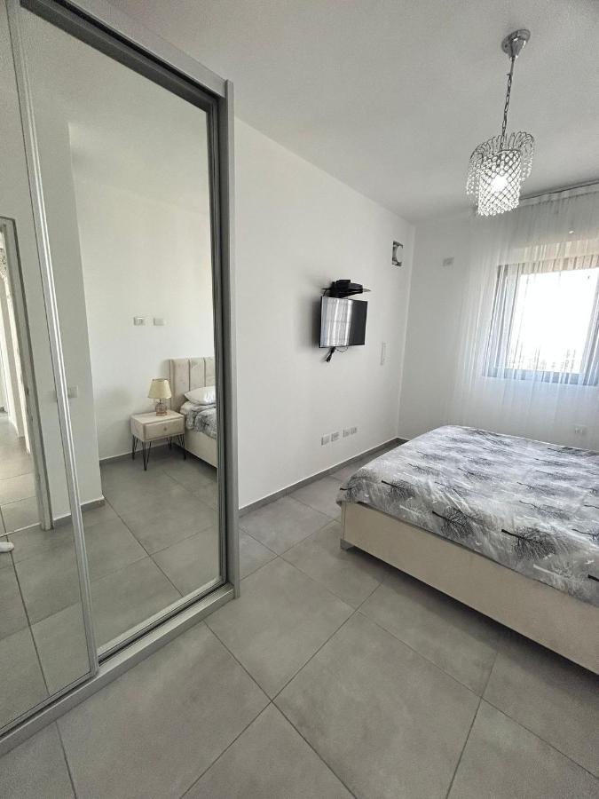Panorama Apartment " City Garden " Бат-Ям Экстерьер фото